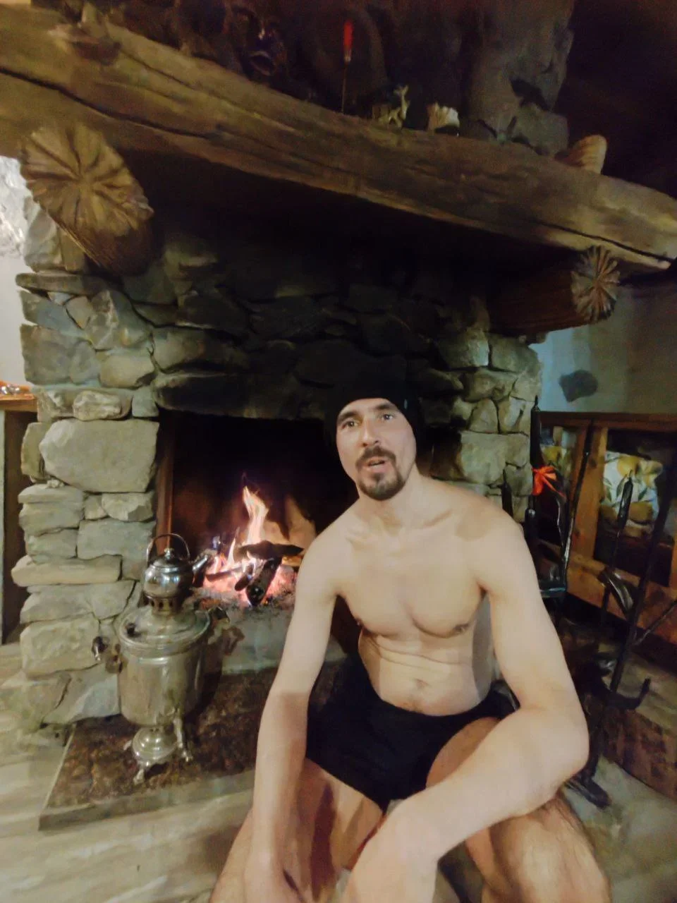 40EAC3D8-FD6A-4EB9-A724-5443F0A4E8E9.webp